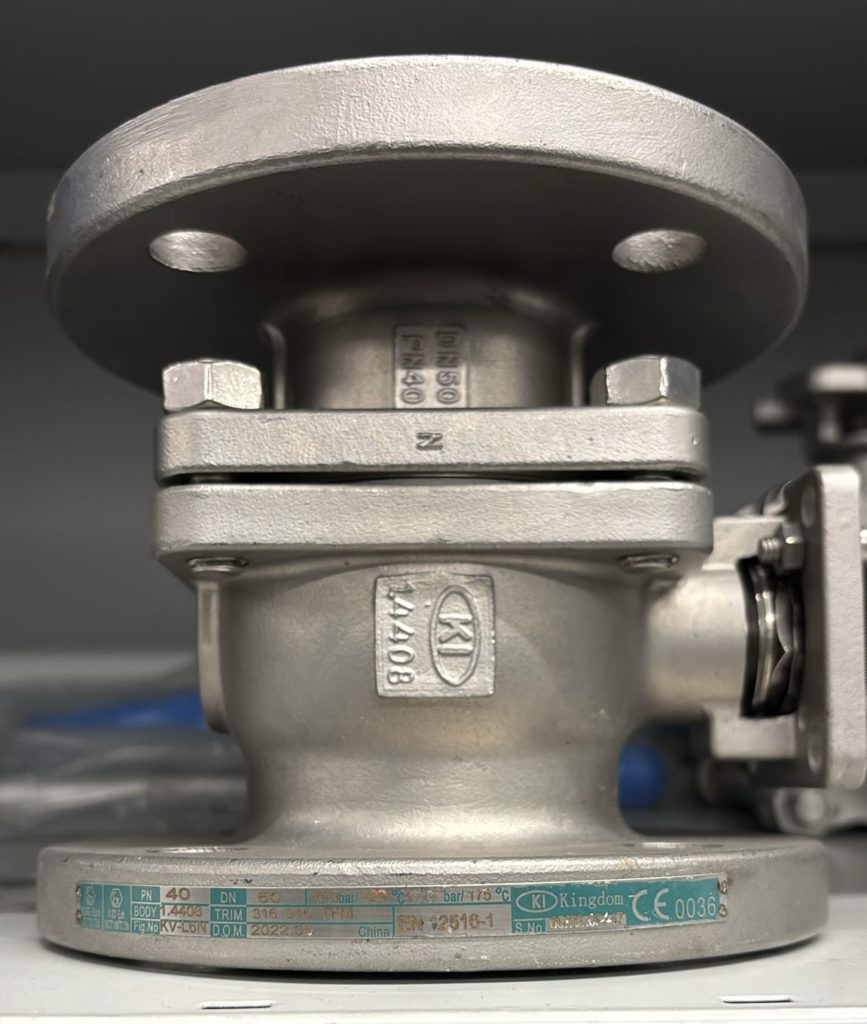 KI (KIFC Kingdom) flanged ball valve with tag showing KV-L6N, PN40, DN50.